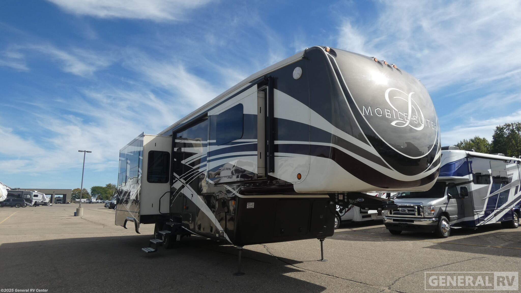 Used 2018 DRV Mobile Suites 36RSSB3 available in Birch Run, Michigan