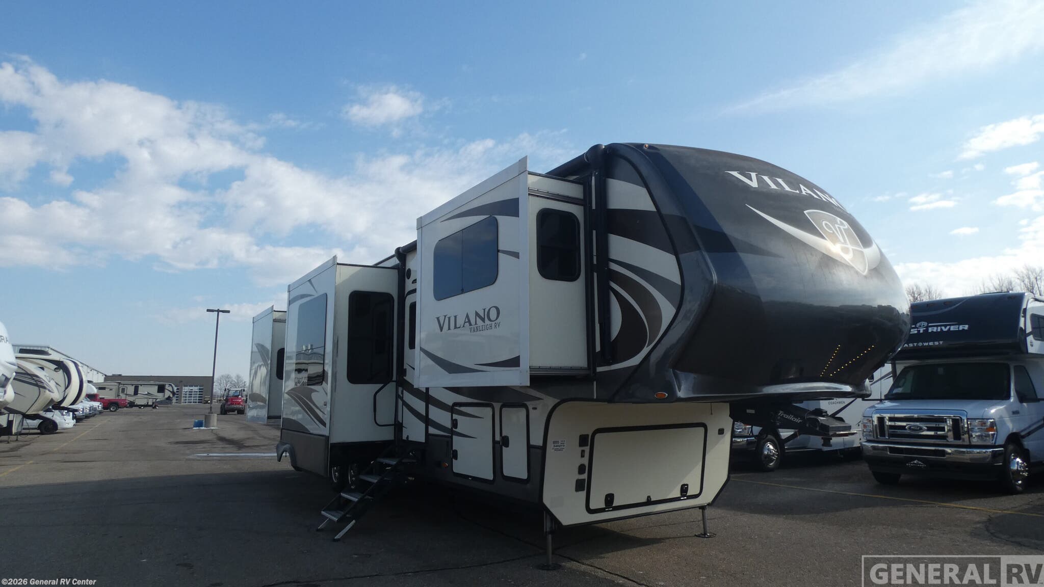 Used 2018 Vanleigh Vilano 375FL available in Birch Run, Michigan