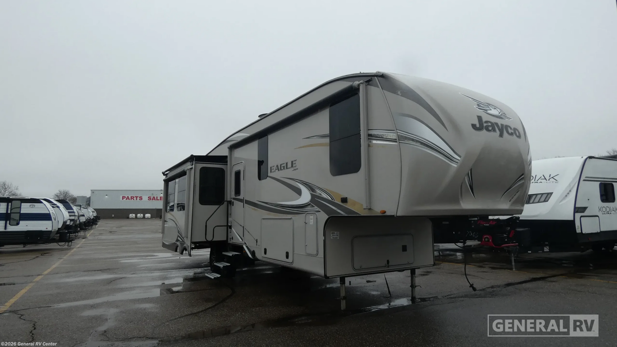 Used 2017 Jayco Eagle 321RSTS available in Birch Run, Michigan