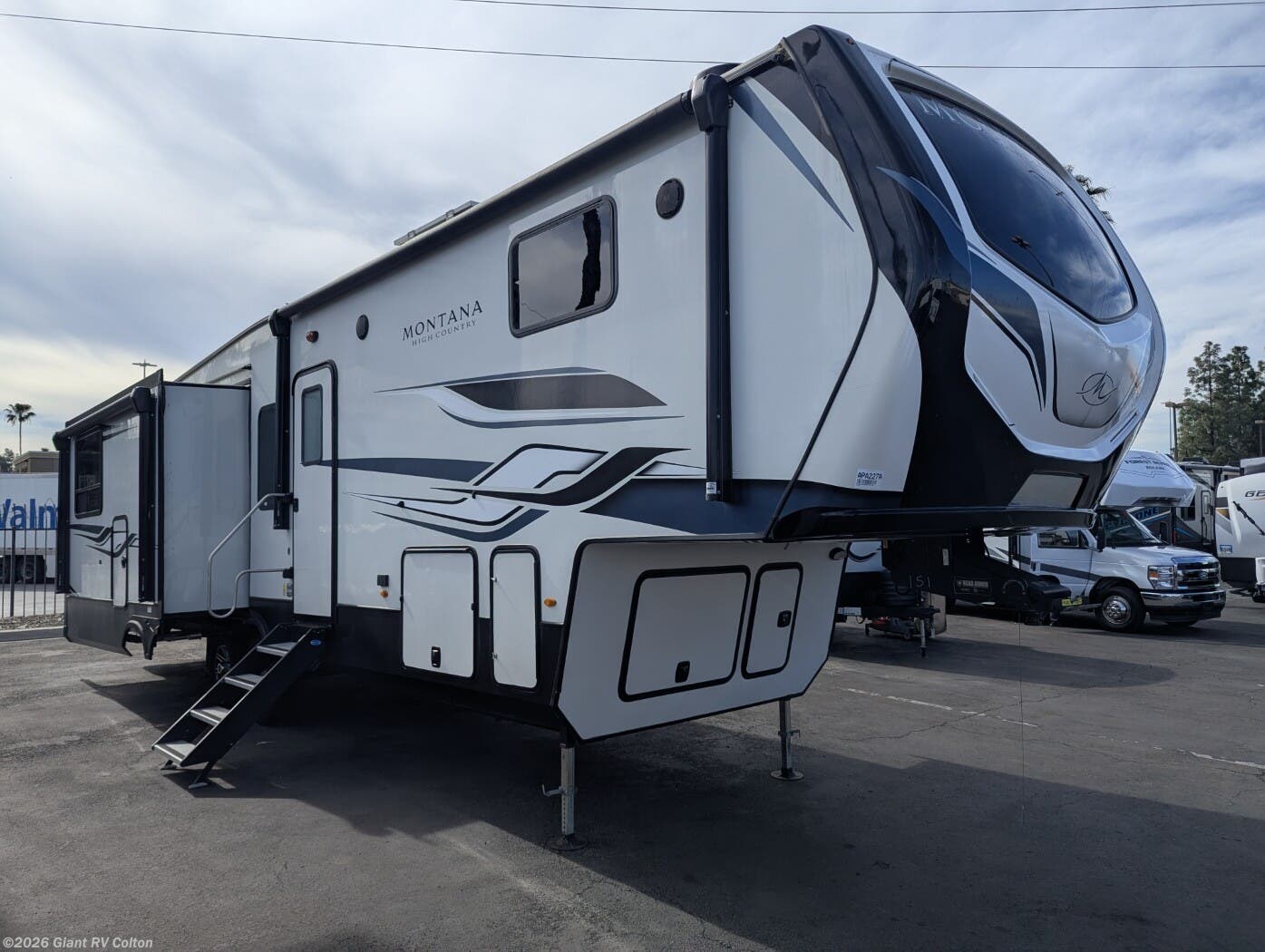 Used 2023 Keystone Montana High Country 311RD available in Colton, California
