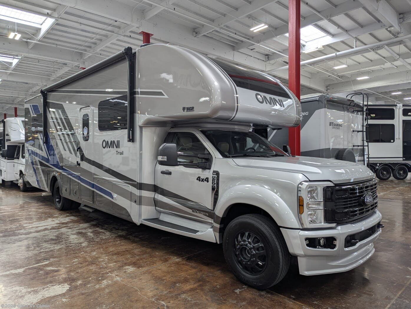 New 2026 Thor Motor Coach Omni Trail L35 available in Colton, California
