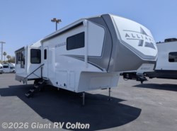 New 2026 Alliance RV Avenue 32RLS available in Colton, California