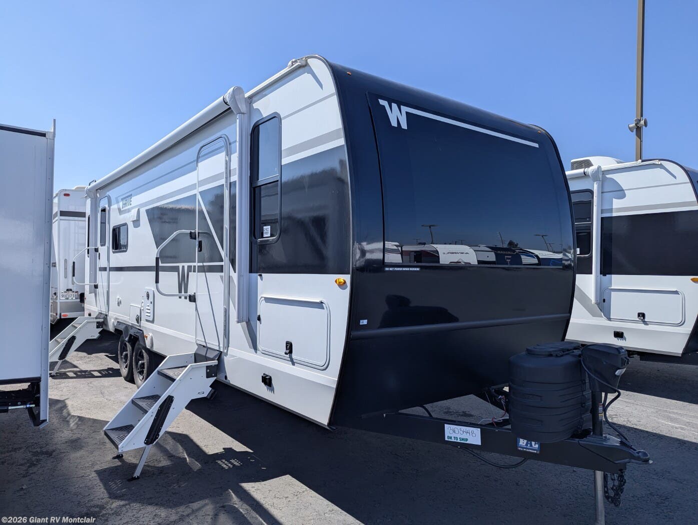 New 2026 Winnebago Thrive 25RLS available in Montclair, California