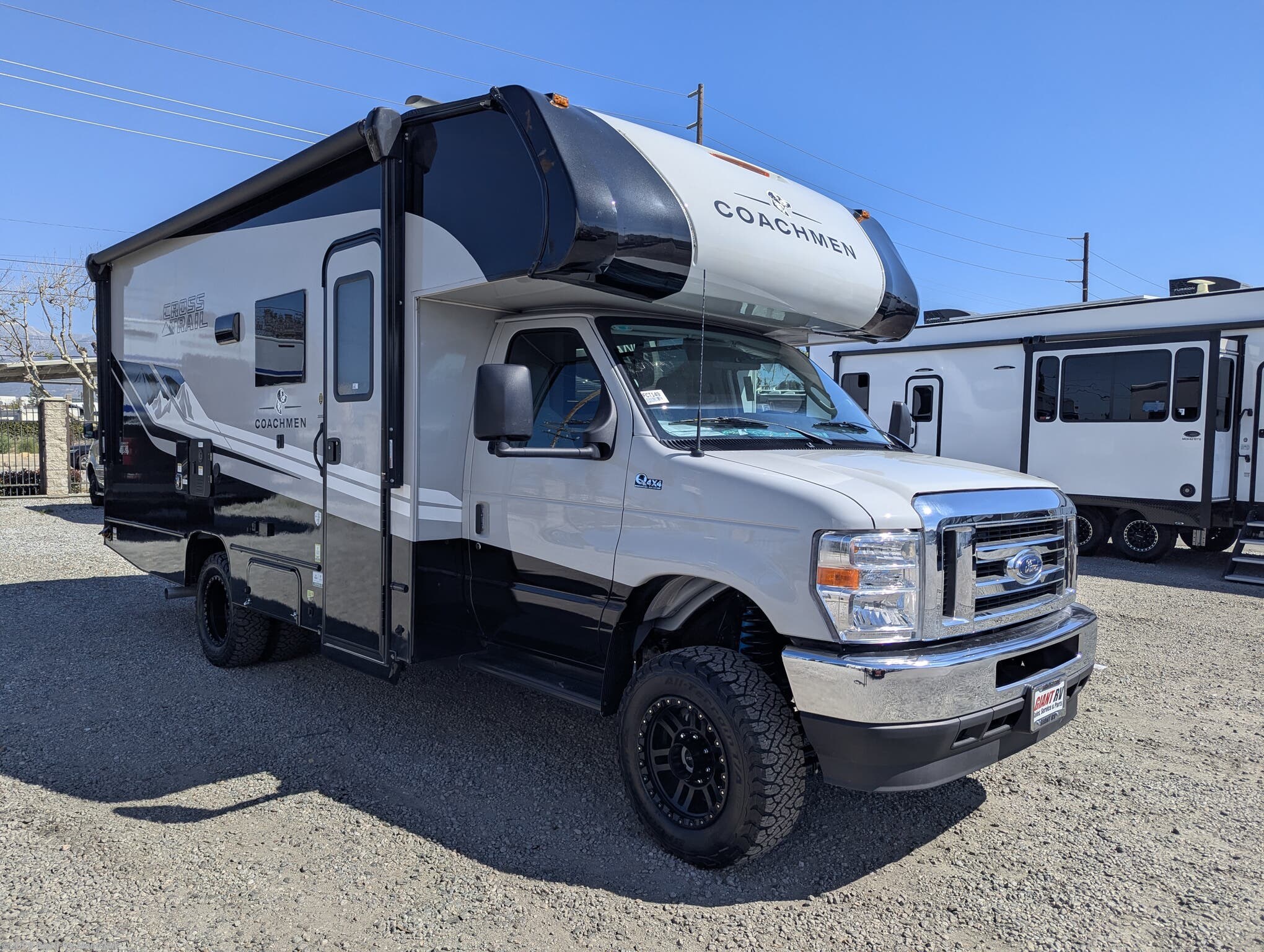 New 2026 Coachmen Cross Trail 22XG - 4X4 available in Montclair, California