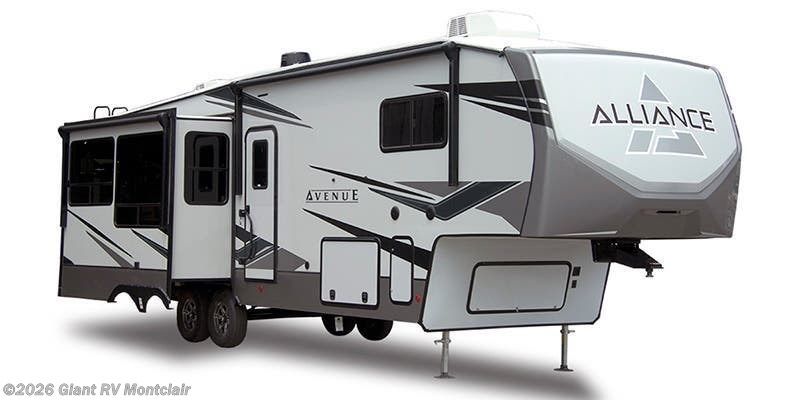 Used 2023 Alliance RV Avenue 32RLS available in Montclair, California