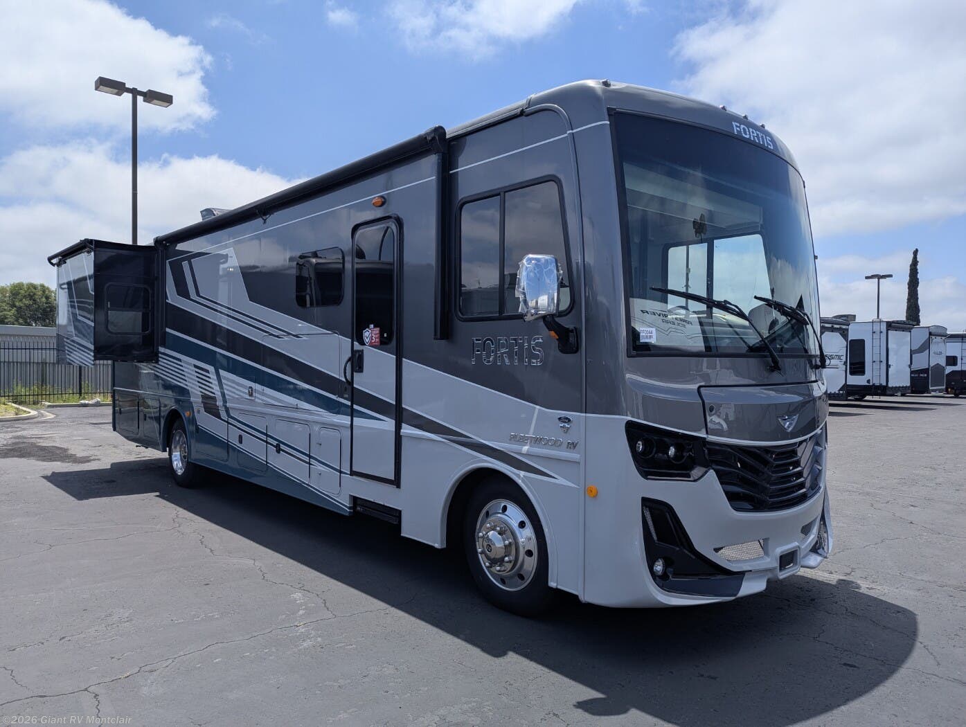 New 2026 Fleetwood Fortis 34MB available in Montclair, California