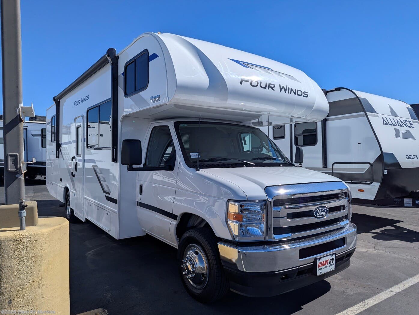 New 2026 Thor Motor Coach Four Winds 28G available in Murrieta, California