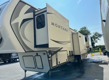 Used 2018 Keystone Montana 3791RD available in Milford, Delaware