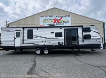 Used 2020 Keystone Springdale East 38BH available in Milford, Delaware