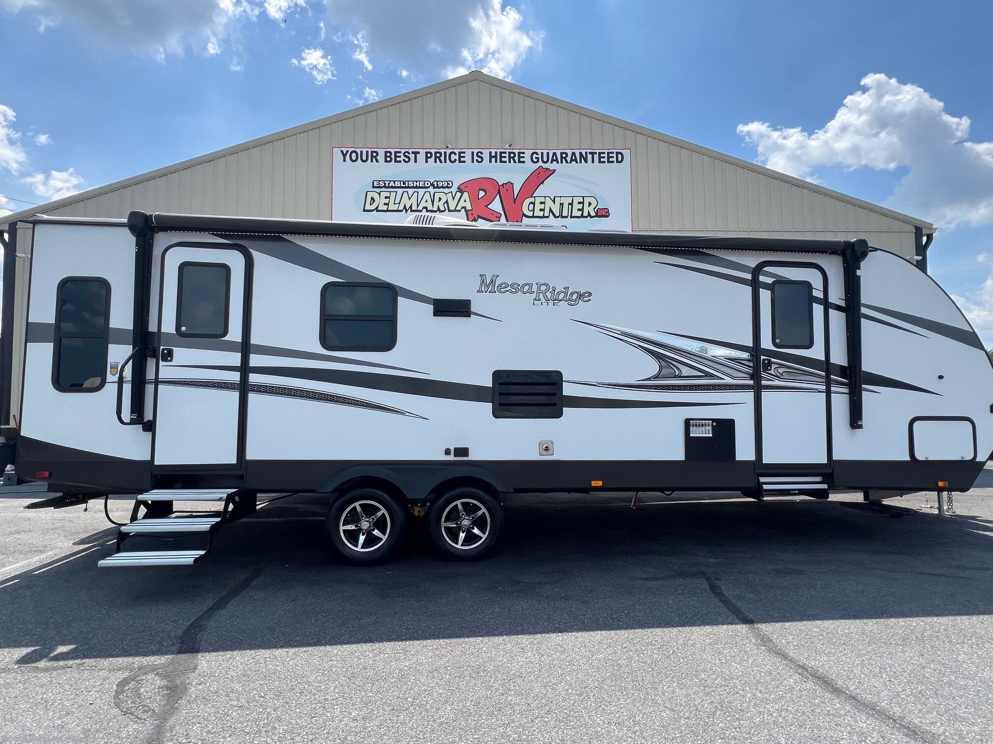 Used 2018 Highland Ridge Mesa Ridge Lite MR2710RL available in Milford North, Delaware
