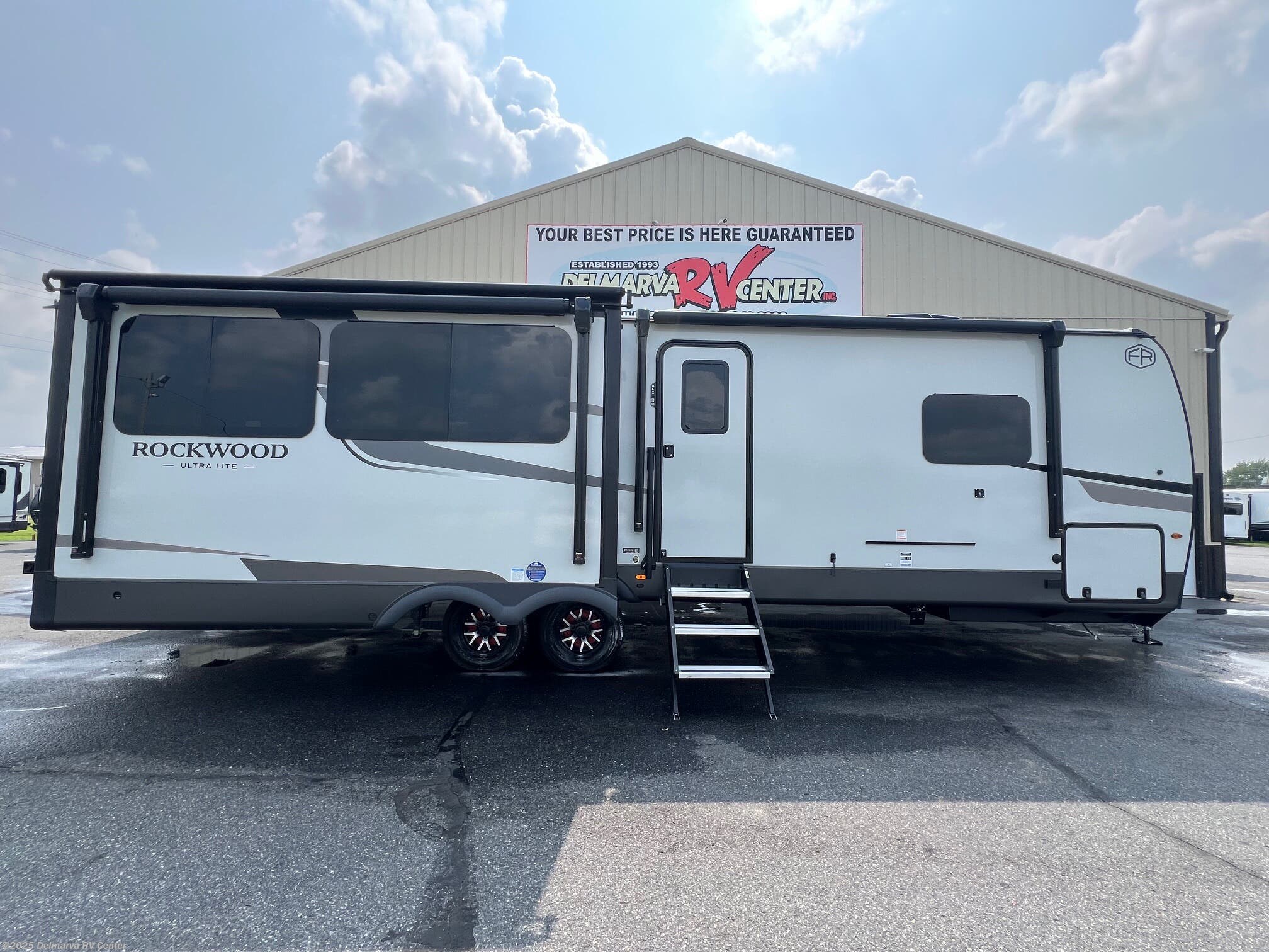 New 2026 Forest River Rockwood Ultra Lite 2906RL available in Milford, Delaware