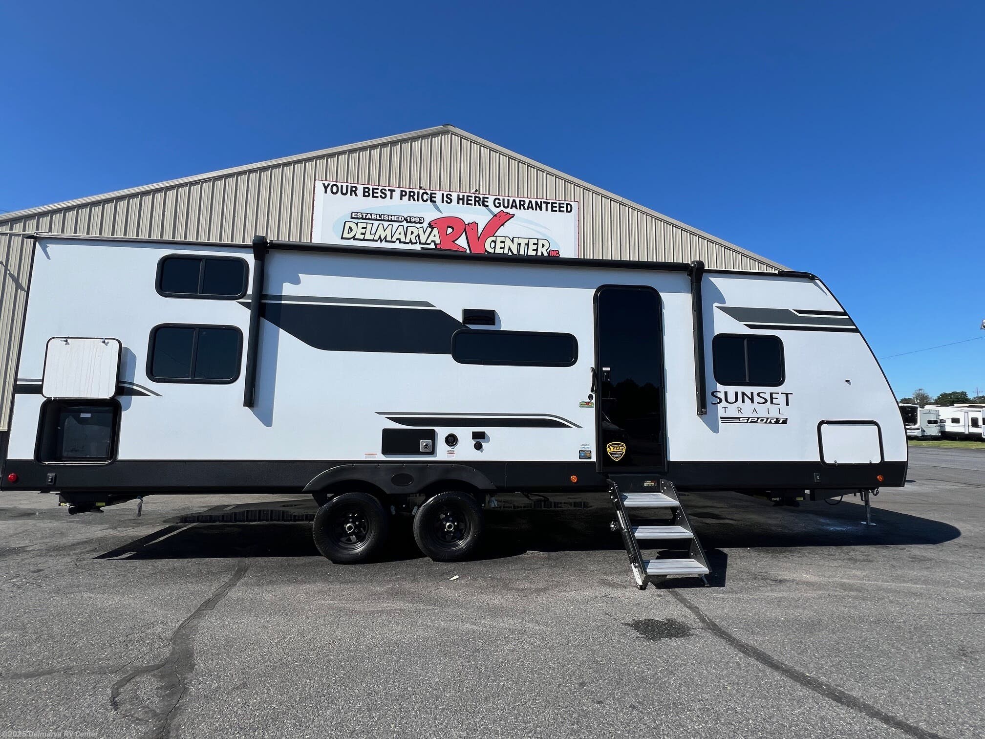 Used 2025 CrossRoads Sunset Trail SS27BHS available in Milford North, Delaware