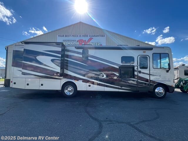 Used 2016 Holiday Rambler Vacationer 35DK available in Milford North, Delaware
