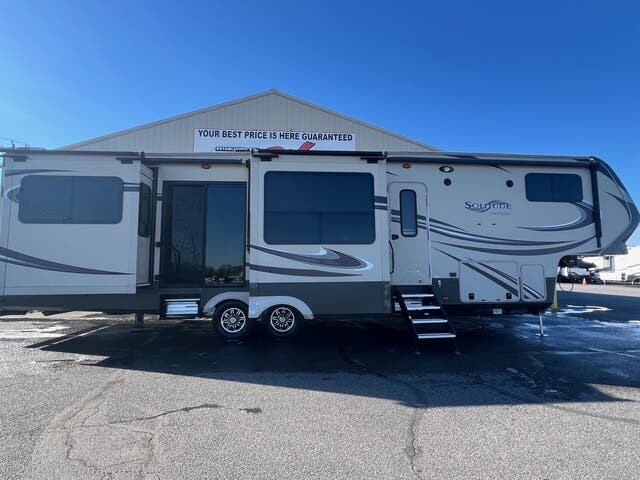 Used 2016 Grand Design Solitude 375RE available in Milford, Delaware