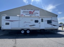 Used 2010 CrossRoads Zinger 320QB available in Milford, Delaware