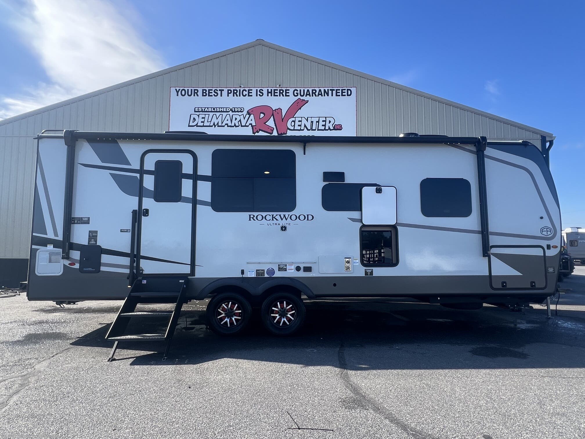 New 2027 Forest River Rockwood Ultra Lite 2621RB available in Milford, Delaware