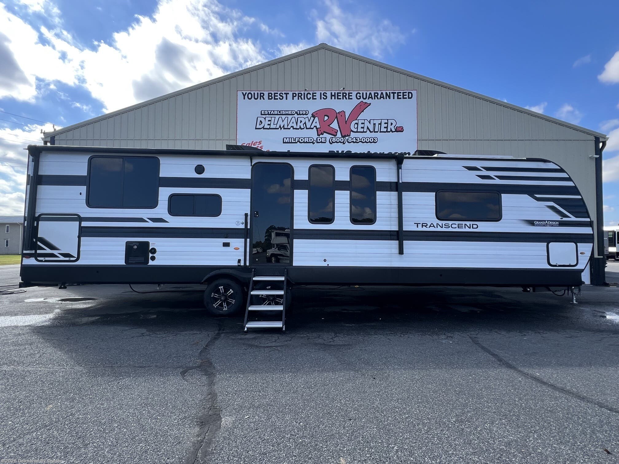 Used 2025 Grand Design Transcend 315RKT available in Milford, Delaware