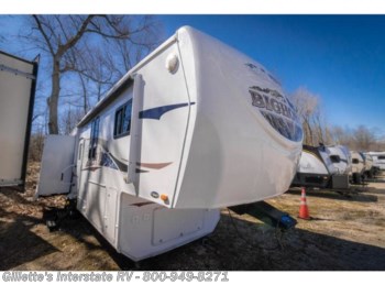 Used 2009 Heartland Bighorn 3370RL available in East Lansing, Michigan