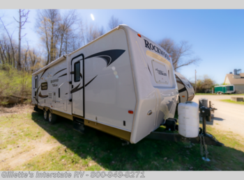 Used 2011 Forest River Rockwood Signature Ultra Lite 8314BSS available in Haslett, Michigan