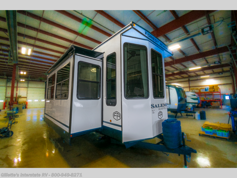 New 2025 Forest River Salem Grand Villa 42FLDL available in Haslett, Michigan