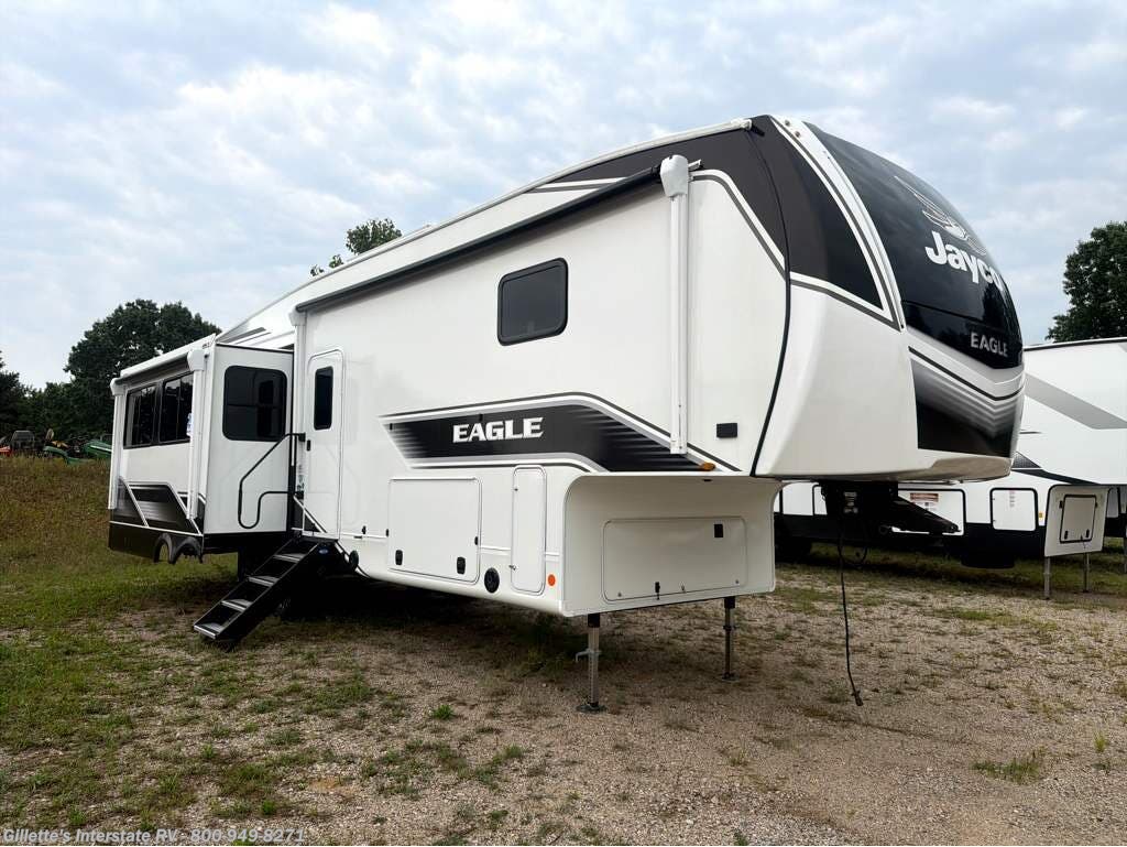 New 2026 Jayco Eagle 321RSTS available in Haslett, Michigan