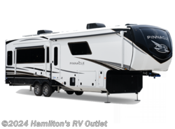 New 2025 Jayco Pinnacle 32RLTS available in Saginaw, Michigan