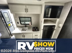 New 2025 Jayco Jay Flight SLX 170BH available in Park City, Kansas