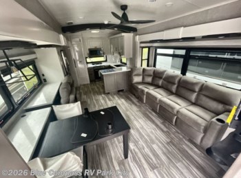 New 2025 Jayco Pinnacle 38FBRK available in Park City, Kansas
