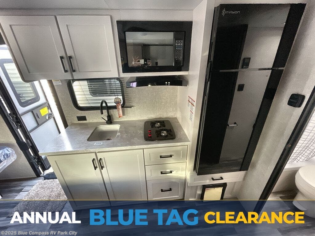 New 2025 Jayco Jay Flight SLX 175BHW available in Park City, Kansas