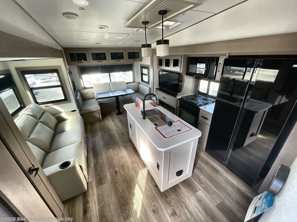 New 2026 Grand Design Reflection 324MBS available in Park City, Kansas