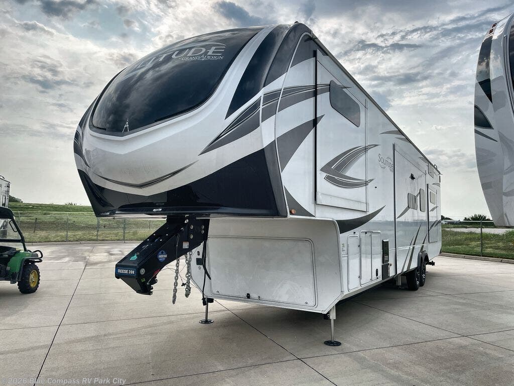 Used 2024 Grand Design Solitude 391DL available in Park City, Kansas