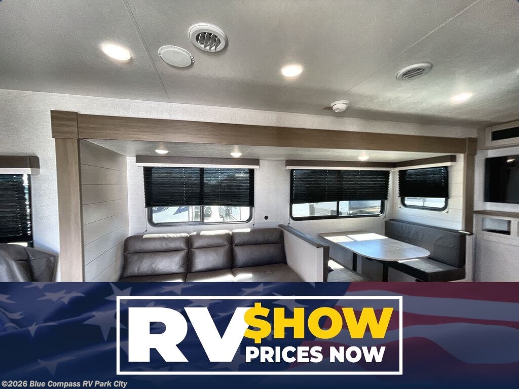 New 2027 Jayco Jay Flight 262RLS available in Park City, Kansas