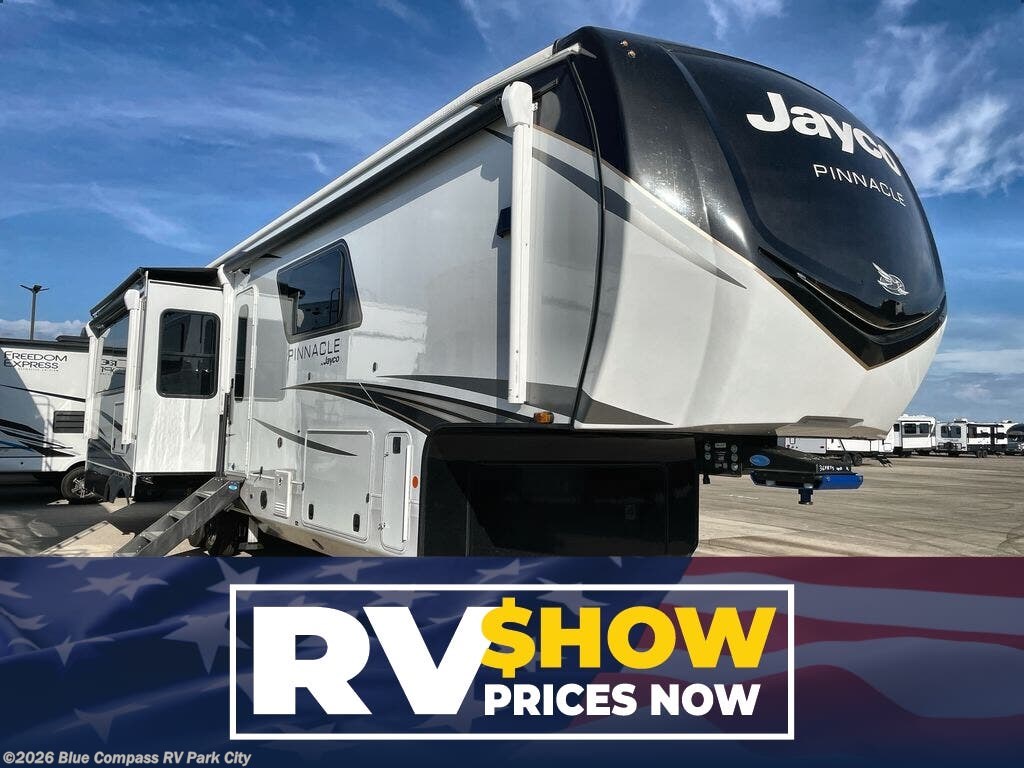 Used 2026 Jayco Pinnacle 36FBTS available in Park City, Kansas