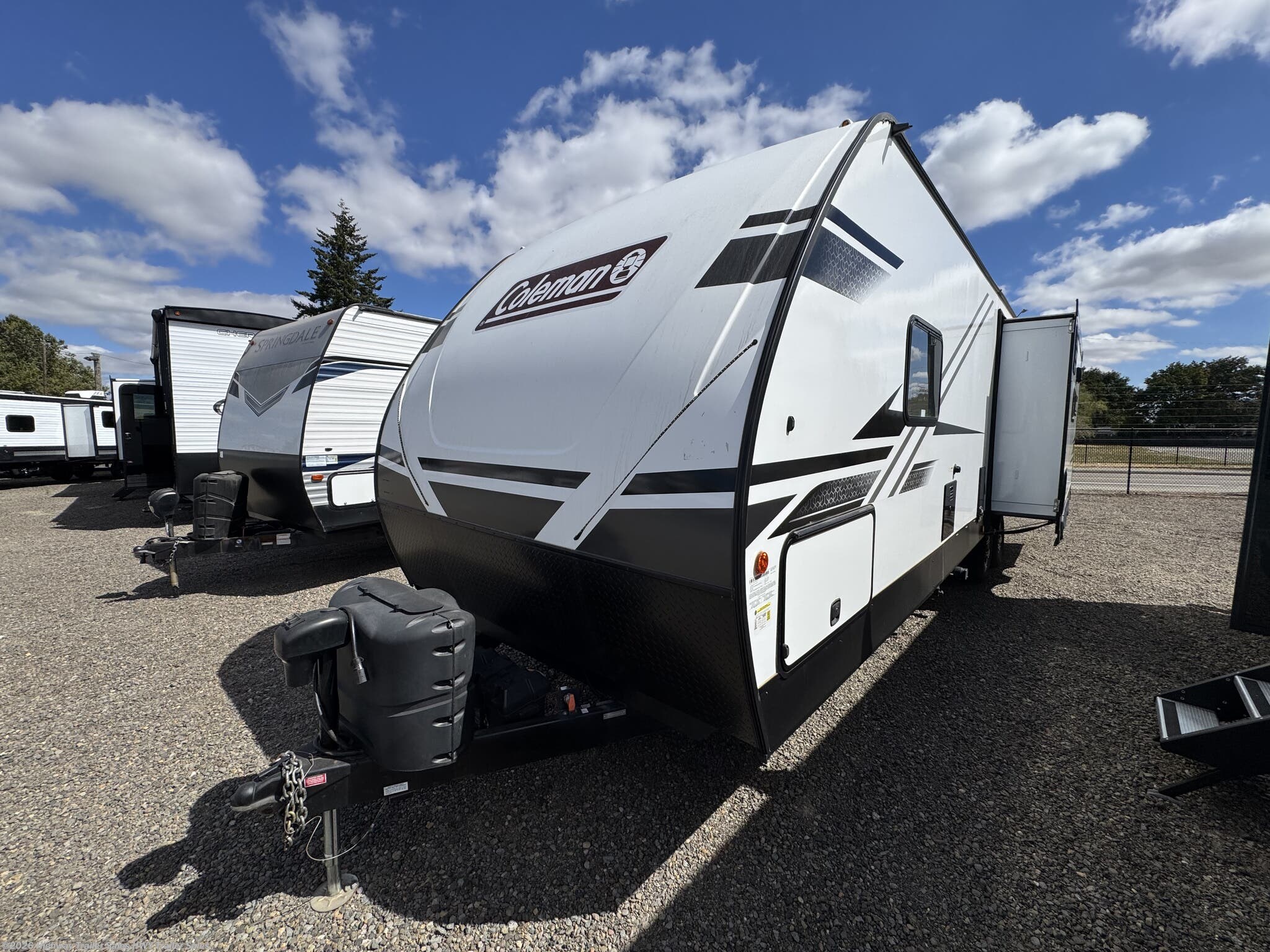 Used 2022 Dutchmen Coleman 2955RL available in Salem, Oregon