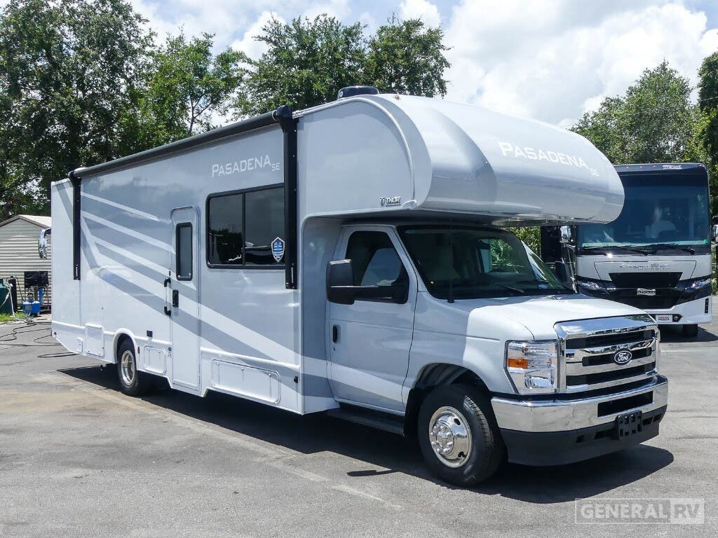 New 2026 Thor Motor Coach Pasadena SE29 available in Winter Garden, Florida