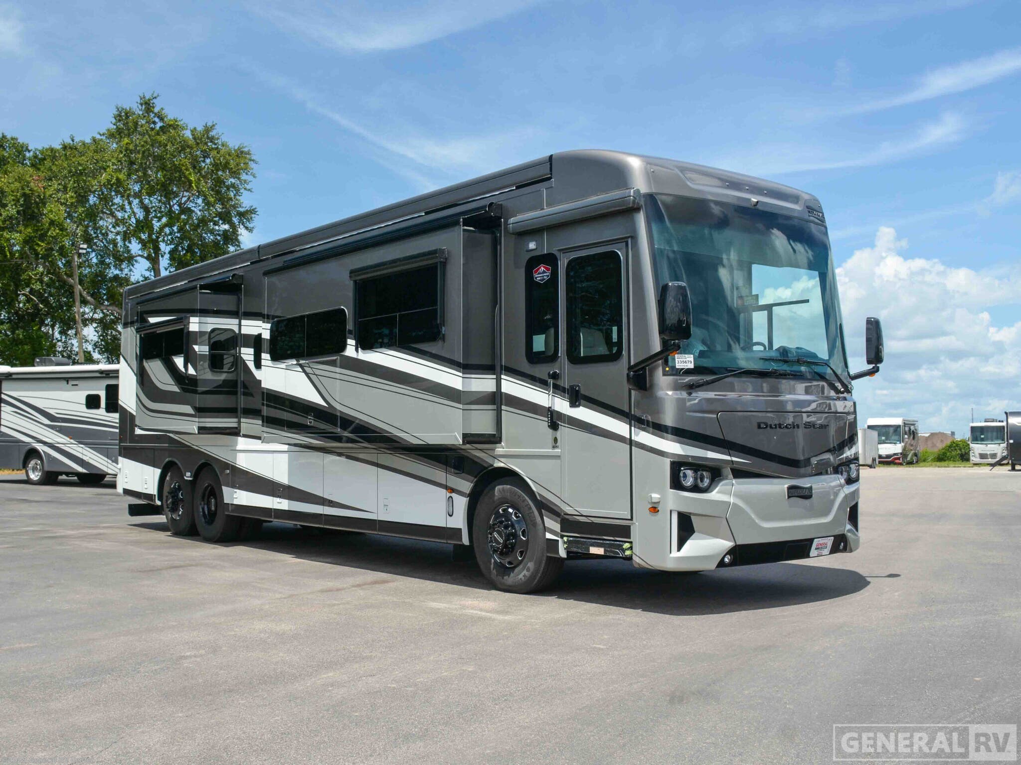 New 2026 Newmar Dutch Star 4081 available in Winter Garden, Florida