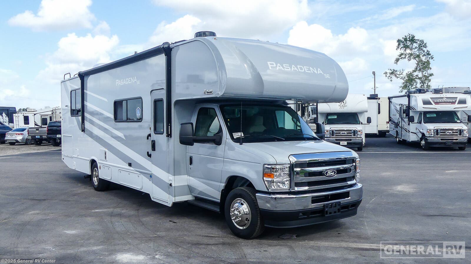 New 2026 Thor Motor Coach Pasadena SH31 available in Winter Garden, Florida