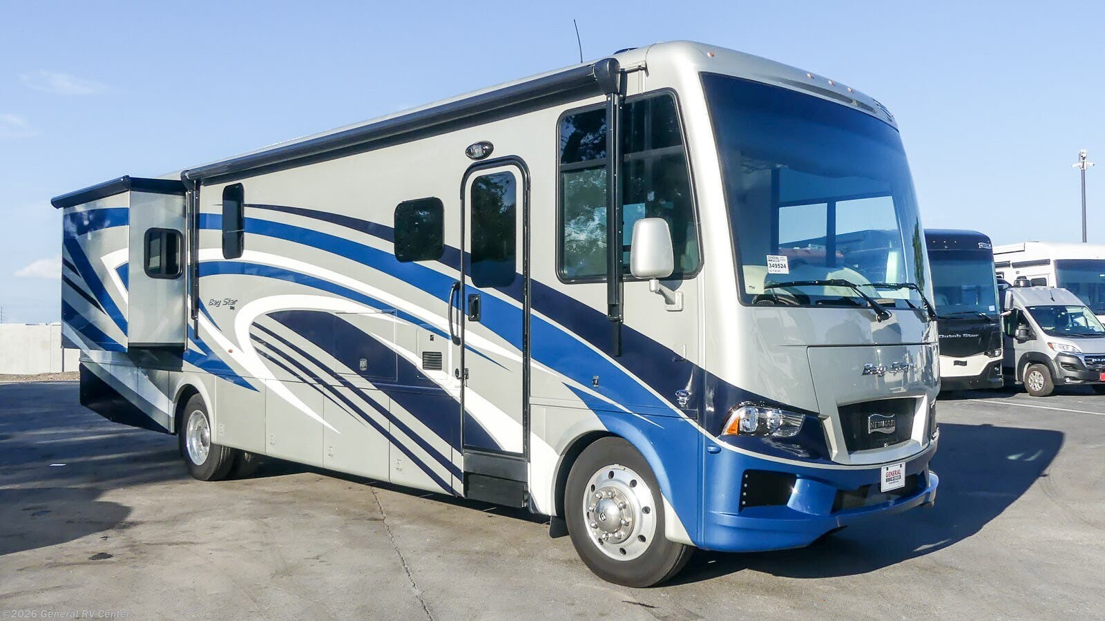 Used 2022 Newmar Bay Star 3609 available in Winter Garden, Florida