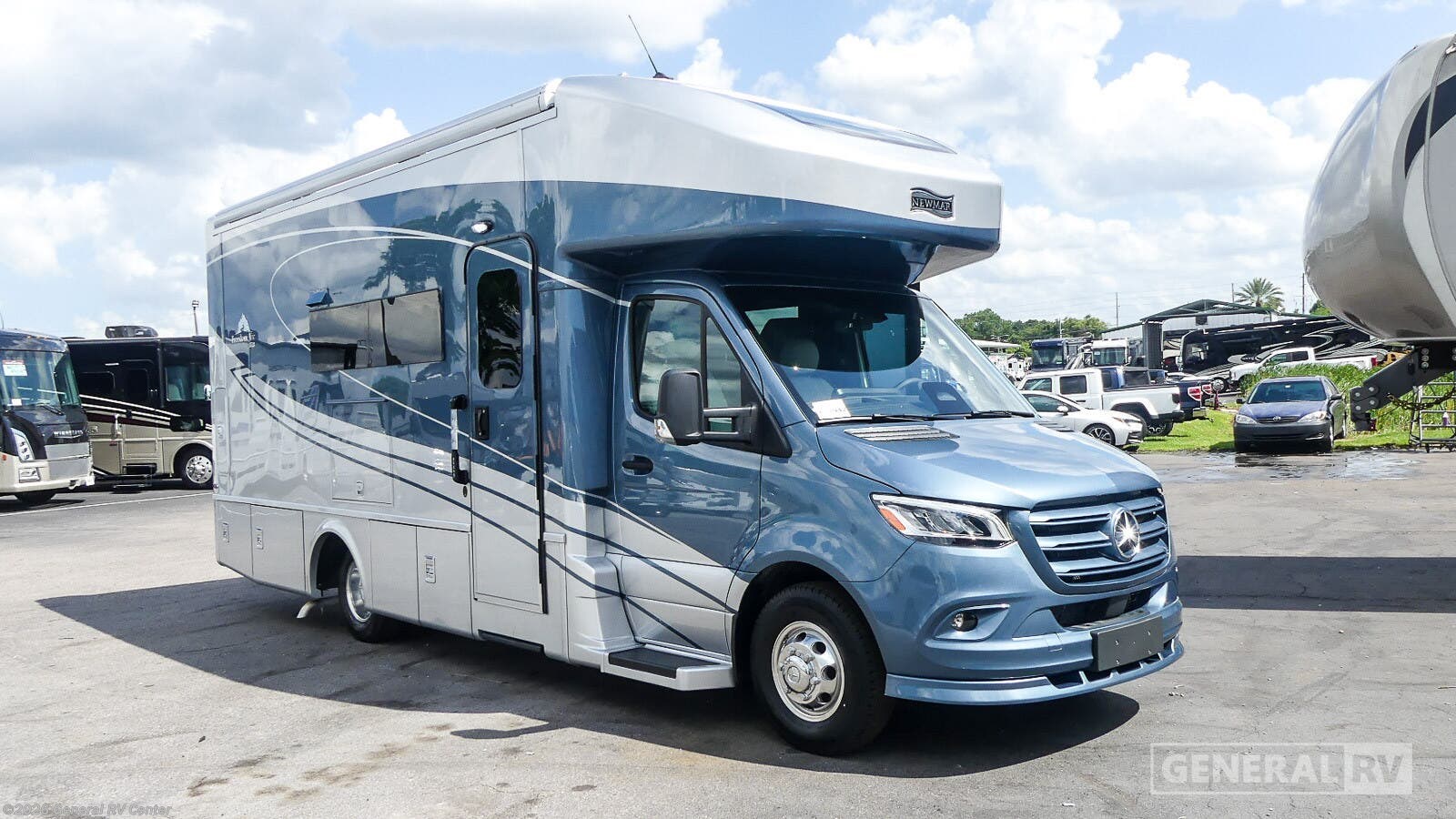 New 2026 Newmar Freedom Aire 2515 available in Winter Garden, Florida