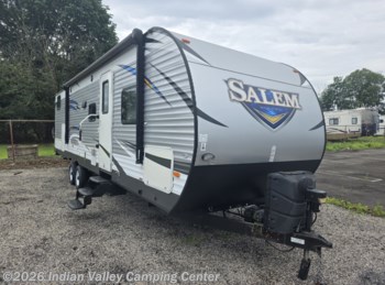 Used 2018 Forest River Salem LE 28CKDS available in Souderton, Pennsylvania