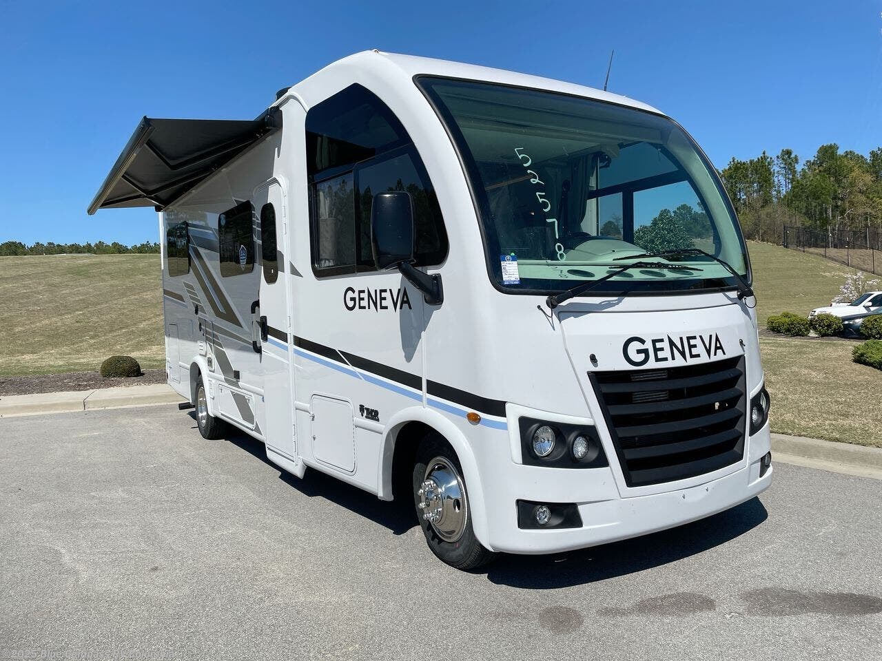 New 2025 Thor Motor Coach Geneva 24VS available in Lexington, South Carolina