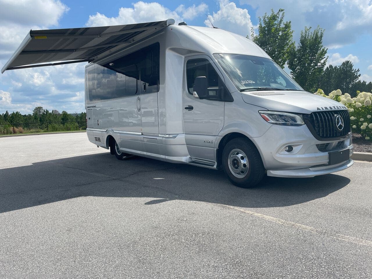 New 2025 Airstream Atlas LP Model available in Lexington, South Carolina