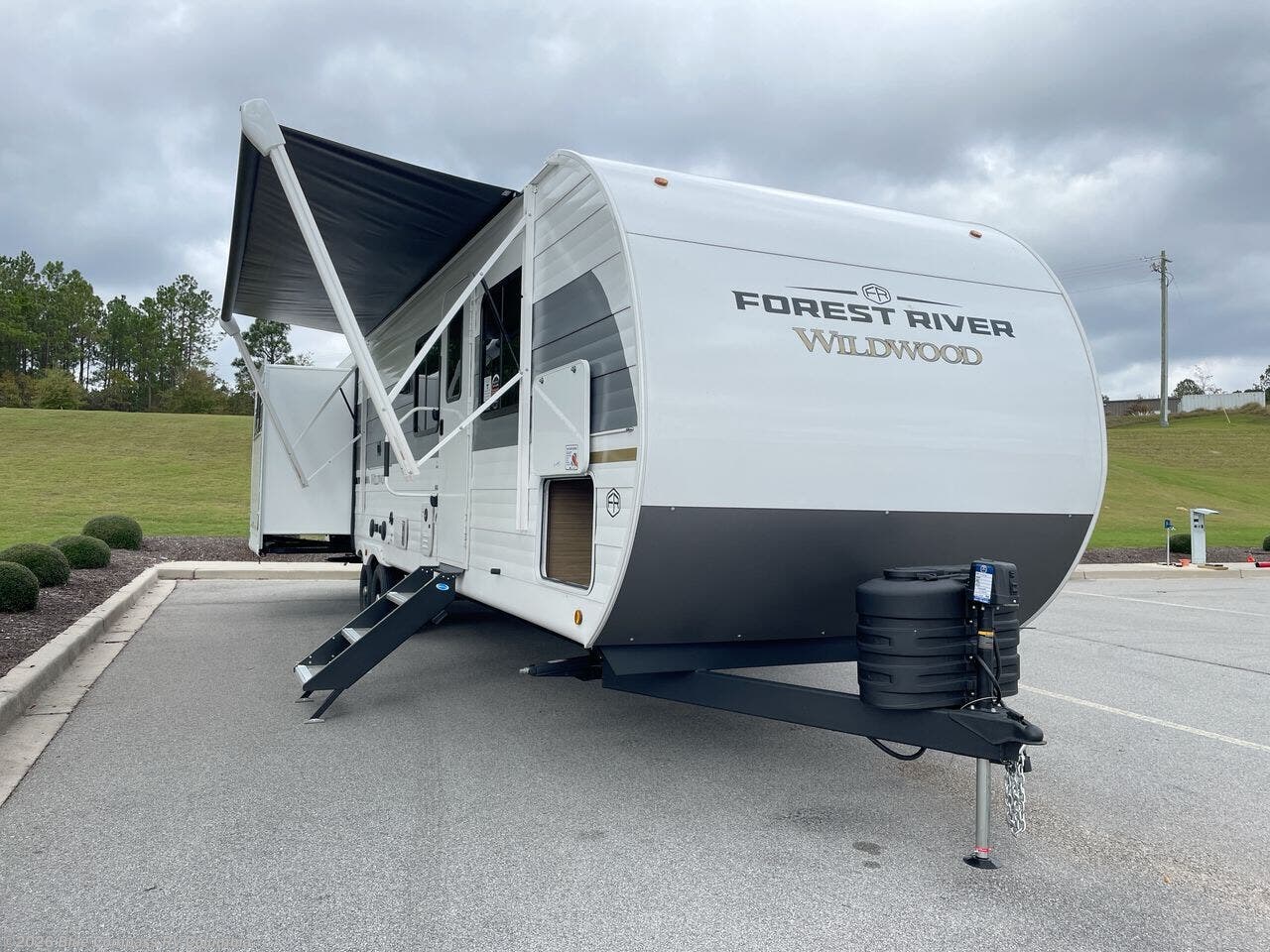 New 2026 Forest River Wildwood 31KQBTS available in Lexington, South Carolina