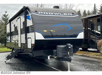 Used 2022 Heartland Prowler 300BH available in Sandy, Oregon
