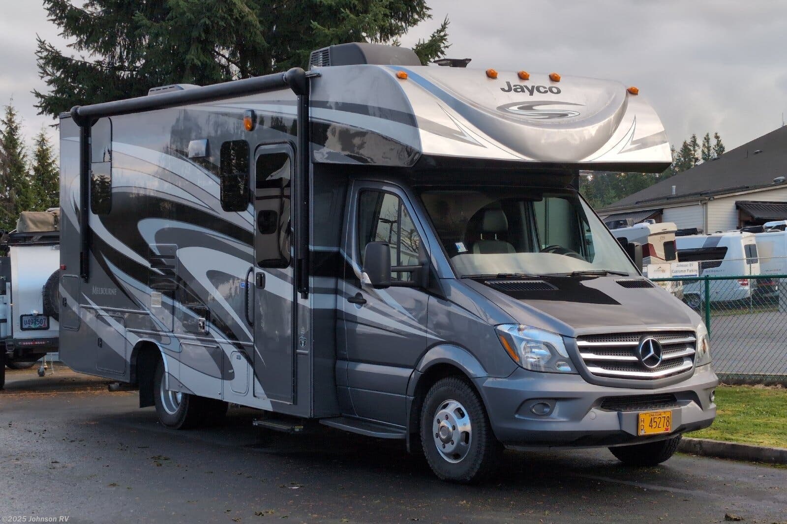 Used 2017 Jayco Melbourne 24K available in Sandy, Oregon