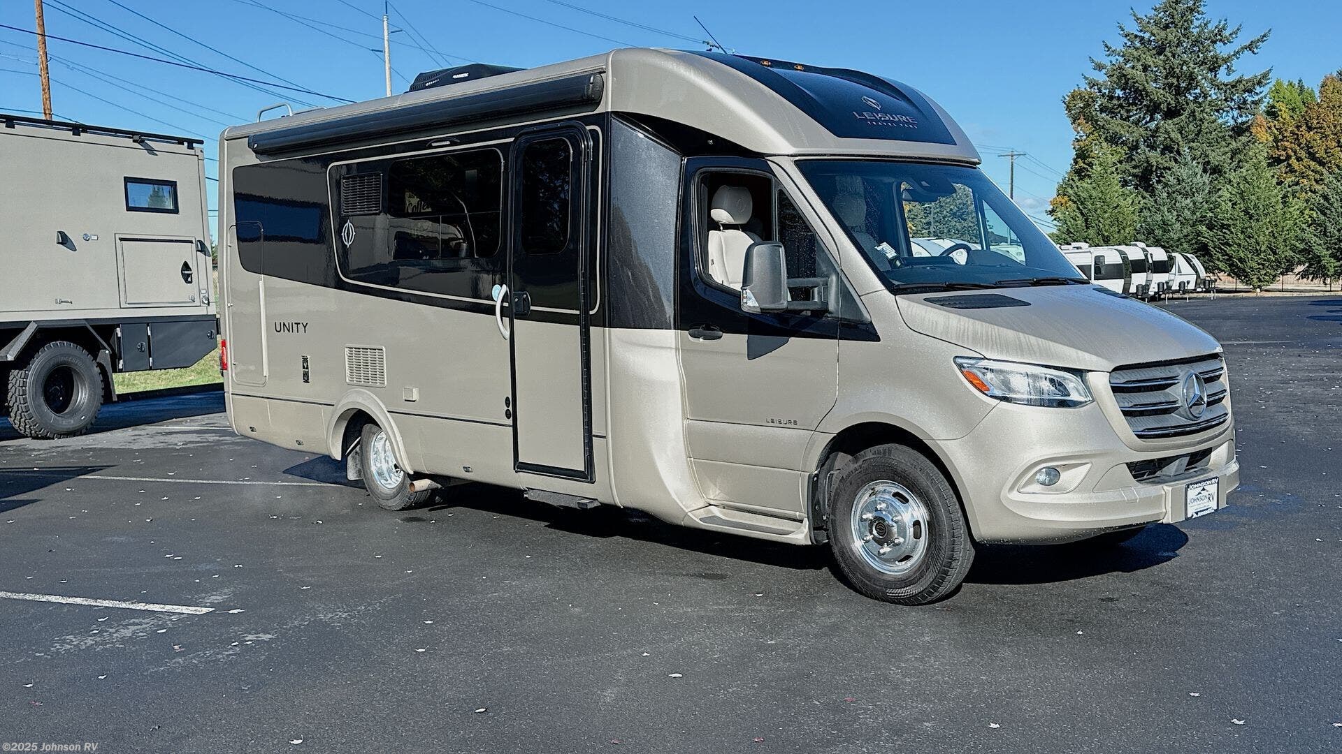 Used 2019 Leisure Travel Unity U24MB available in Sandy, Oregon