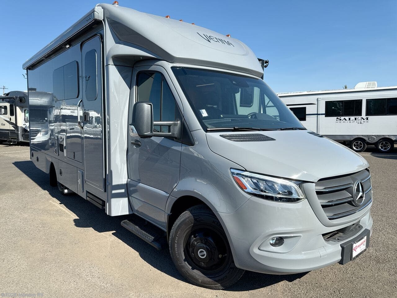 New 2026 Renegade RV Vienna 25RML available in Sandy, Oregon