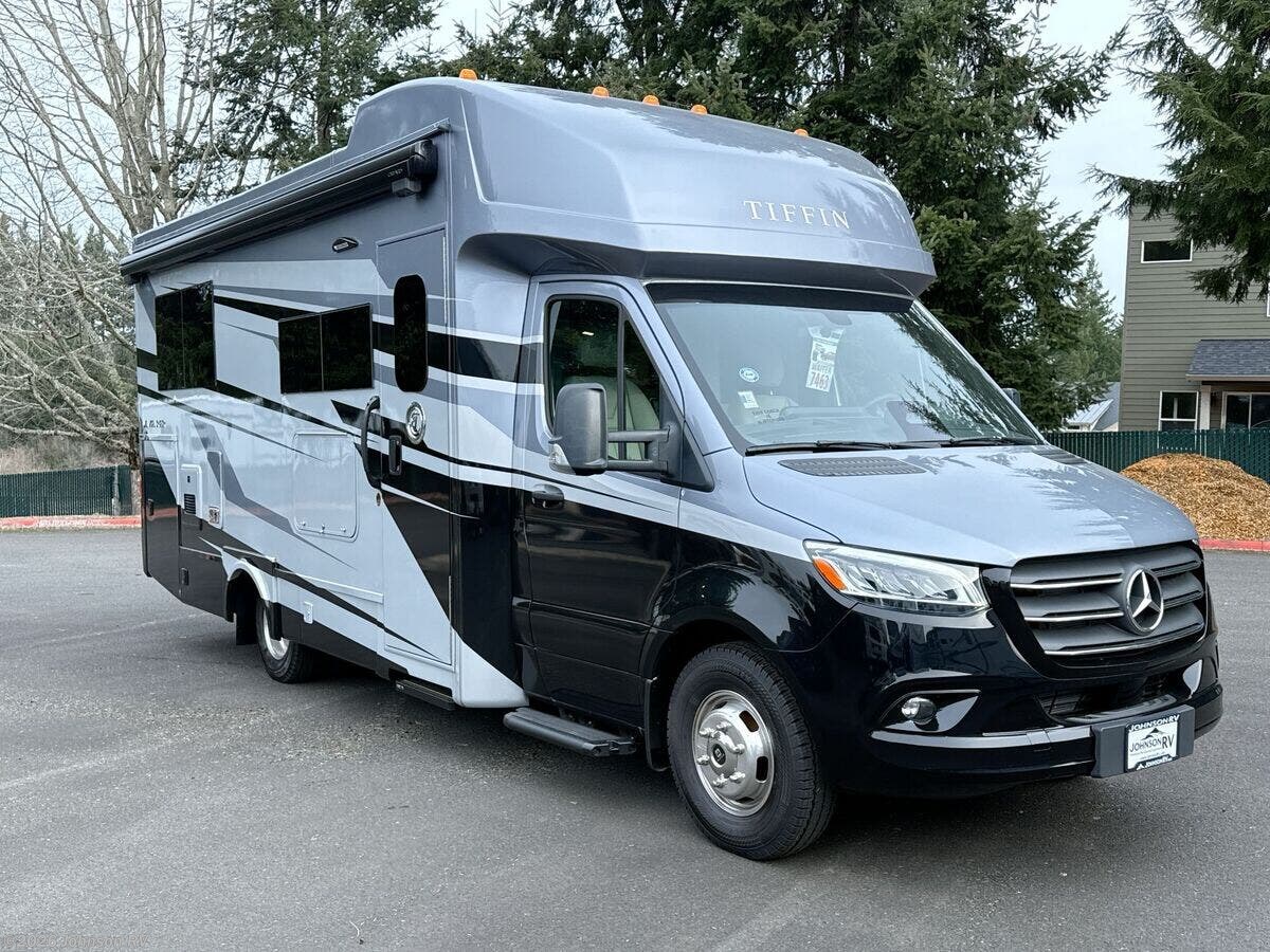 New 2026 Tiffin Wayfarer Tiffin  Mercedes-Benz 25XLW available in Sandy, Oregon