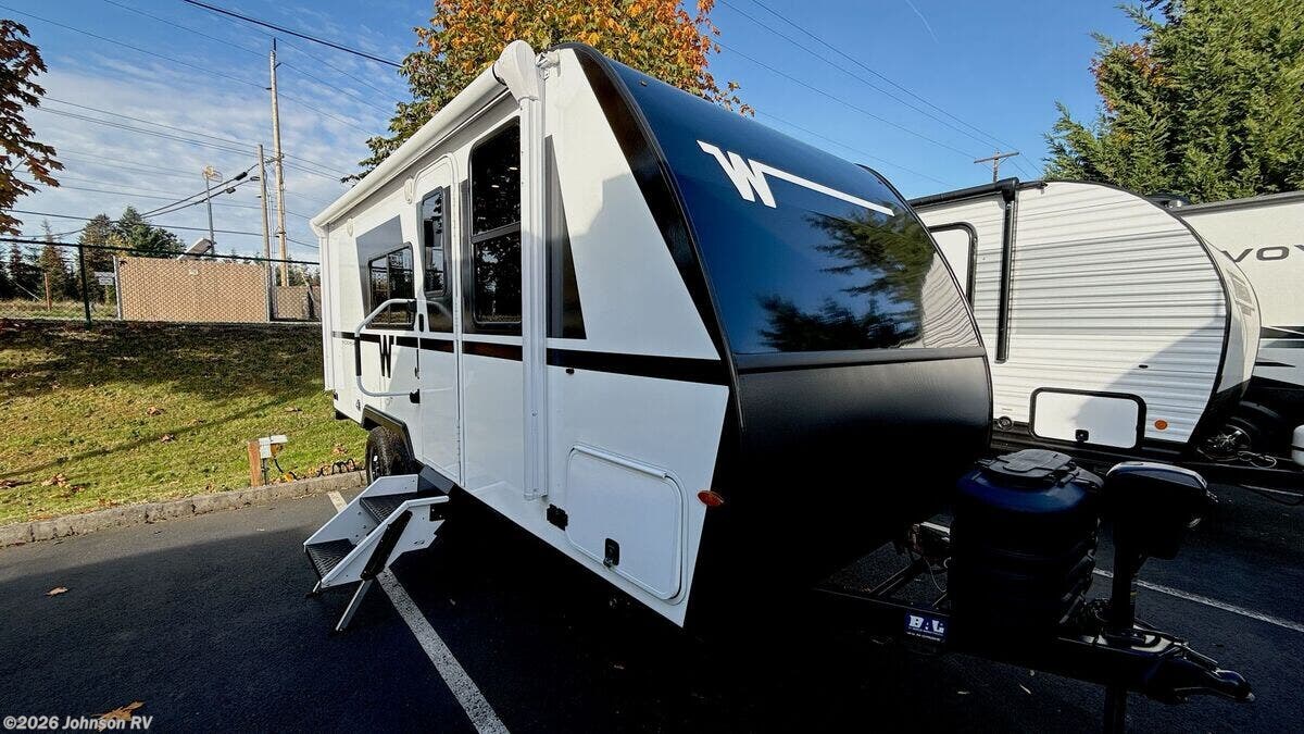New 2026 Winnebago Micro Minnie 2108FBS available in Sandy, Oregon