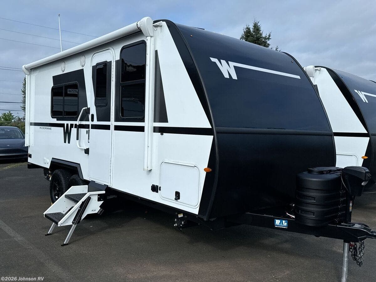 New 2026 Winnebago Micro Minnie 2000FRB available in Sandy, Oregon